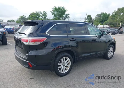 2016 Toyota Highlander Le/Le Plus z USA, uszkodzony, nr VIN 5TDBKRFH2GS279608